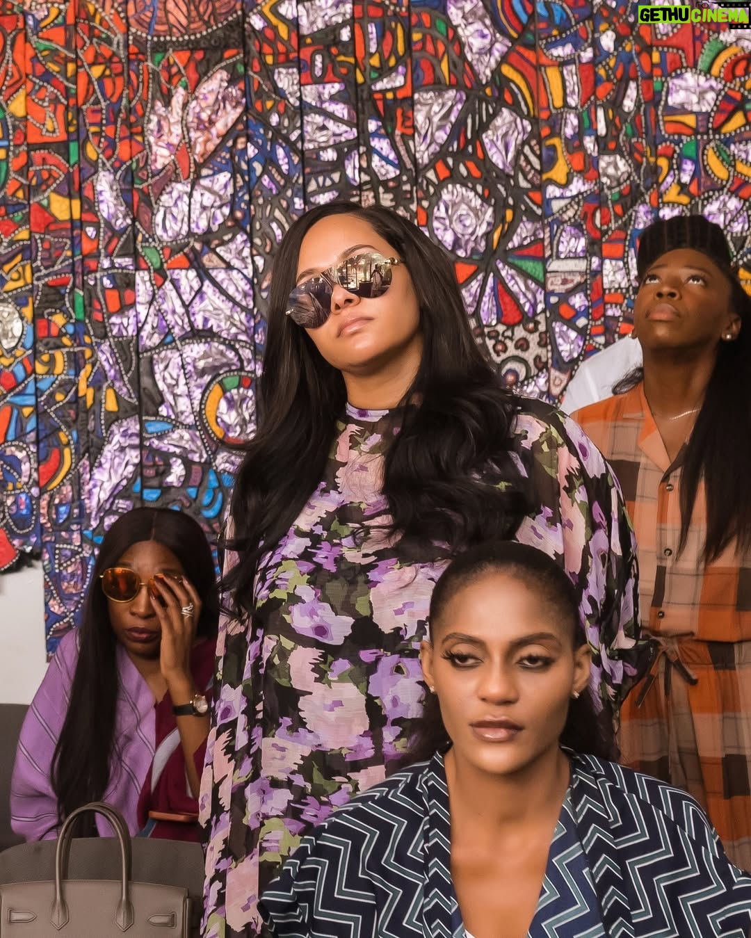 Toke Makinwa - 107.8K Likes - Ending the year with immense GRATITUDE….. 🙏
I decided to throw a praise breakfast with a small group of friends.
2024, the “no Gree for anybody year”. Funny, even the devil heard us all so loud and decided not to gree for us but we serve a living GOD.
It was a GOOD year because God is good. I have chosen to only call 2024 GOOD. Everything with God is good and regardless of how life was lifing, God was Godding too and where there was a casting down, our heads were lifted high, Sooo high.
Thank you for saving us, thank you for keeping every single promise, I tore up my prayer requests at some point in this same year but ABBA you heard it all and kept every single promise to me.
Thank you for not seeing me like the world sees me, thank you for not judging me. I have brought your children together cos my own KPI is to know God and let the world he has given me experience him so this is how we go into 2025.
Dear God, I’m committing these ones in your hands, as we decided to praise you, pls keep us all in 2025 cos we coming back bigger and louder till the kingdom of hell is totally destroyed.
My biggest lesson this year was to discover you in a deeper and more intimate way, you found me broken, lost and hurt and you put me back together. Like a stallion, you gave me freedom, you taught me courage and gave me strength.
Thank you for the best Christmas gift you’ve given me, I’m still so numb and can’t find the words yet but Eyin le seyi oooo.
The world will see and know that you love me.
Thank you @mojihwusu for coming on board, I love how much you love God.
Cc @adeyinkaalaseyori brought down the house.
@obioraobiwon took us to a deep worship session too.
📸 - @frankugahphotography
We had a beautiful breakfast after st @ebonylifeplace
Tag your fav
