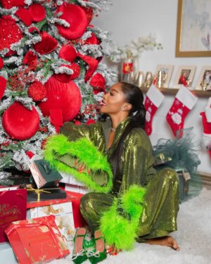 Toke Makinwa Instagram - Happy birthday sweet Jesus…..❤️🎄💥

Christmas 2024 is filled with LOVE, new Beginnings and immense Gratitude for me, still can’t find the words but it’s magical 🎄.

I made it to the good list and Santa came bearing gifts…❤️

I hope your homes are visited with the real reason for the season. LOVE. 
I love you all, 
Merry Crimbo 🎄

Sequined Pj set - @matopeda.atelier 
💎 - @akano_diamonds 
@tokemakinwabeauty @tokemakinwaluxury