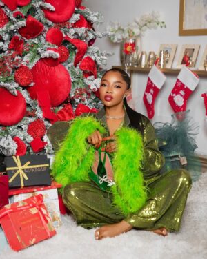 Toke Makinwa Instagram - Happy birthday sweet Jesus…..❤️🎄💥

Christmas 2024 is filled with LOVE, new Beginnings and immense Gratitude for me, still can’t find the words but it’s magical 🎄.

I made it to the good list and Santa came bearing gifts…❤️

I hope your homes are visited with the real reason for the season. LOVE. 
I love you all, 
Merry Crimbo 🎄

Sequined Pj set - @matopeda.atelier 
💎 - @akano_diamonds 
@tokemakinwabeauty @tokemakinwaluxury