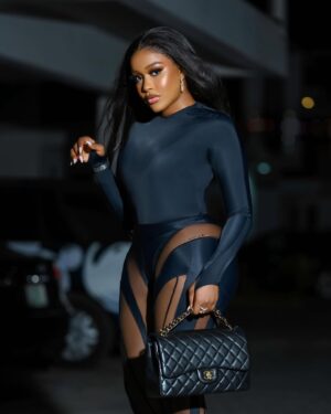 Uche Montana Instagram - Taurus SZN 👑 
Happy New Month y’all 💖

Let the Countdown begin 💪🏼🫶🏻

Outfit @muglerofficial 
Shoes @renecaovilla 
📸 @boboiso