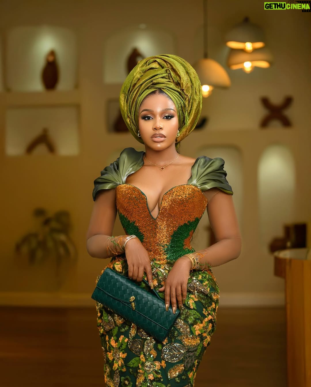 Uche Montana - 257.2K Likes - Love is such a beautiful thing š„°
#jp2025
Outfit @2207bytbally
š@bibyonce
Gele @abydouz_gele
šø @boboiso
š @maisonalaia
š @newbottega