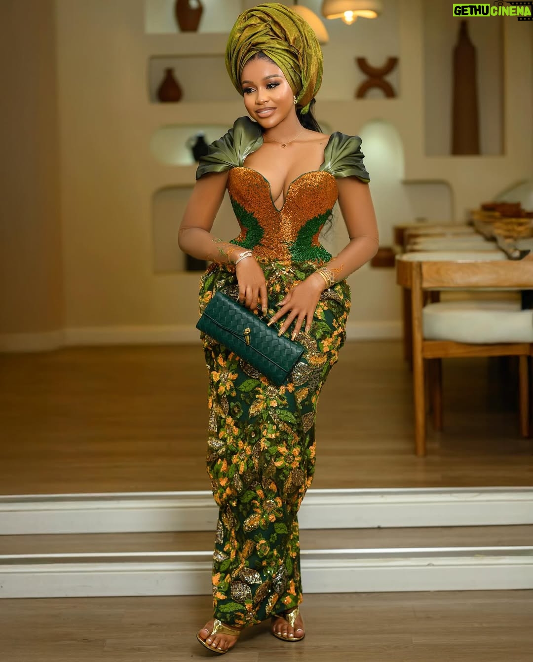 Uche Montana - 257.2K Likes - Love is such a beautiful thing š„°
#jp2025
Outfit @2207bytbally
š@bibyonce
Gele @abydouz_gele
šø @boboiso
š @maisonalaia
š @newbottega