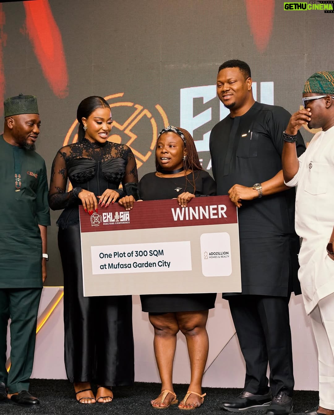 Uche Montana - 212.1K Likes - The Most reliable real estate company @adozillionhomes called & I answered !!!
Another successful realtors conference executedšš¼