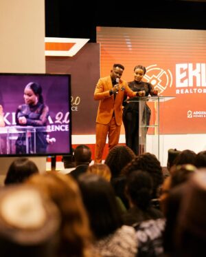 Uche Montana Instagram - The Most reliable real estate company @adozillionhomes called & I answered !!!

Another successful realtors conference executed👏🏼