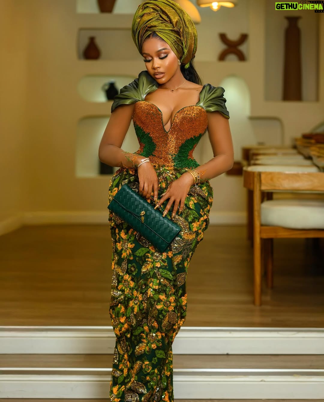 Uche Montana - 257.2K Likes - Love is such a beautiful thing š„°
#jp2025
Outfit @2207bytbally
š@bibyonce
Gele @abydouz_gele
šø @boboiso
š @maisonalaia
š @newbottega