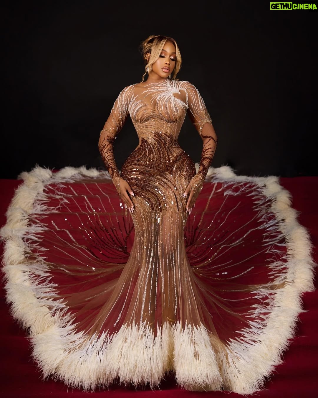 Uche Montana - 219.7K Likes - #AMVCA10 READY!!!!
Dress @veekeejames_official
Styling @regalbydovin
Hairstylist @touchofibee
Makeup @maftysignature
Photographer @officialphotofreak
Earrings @wowaccessories