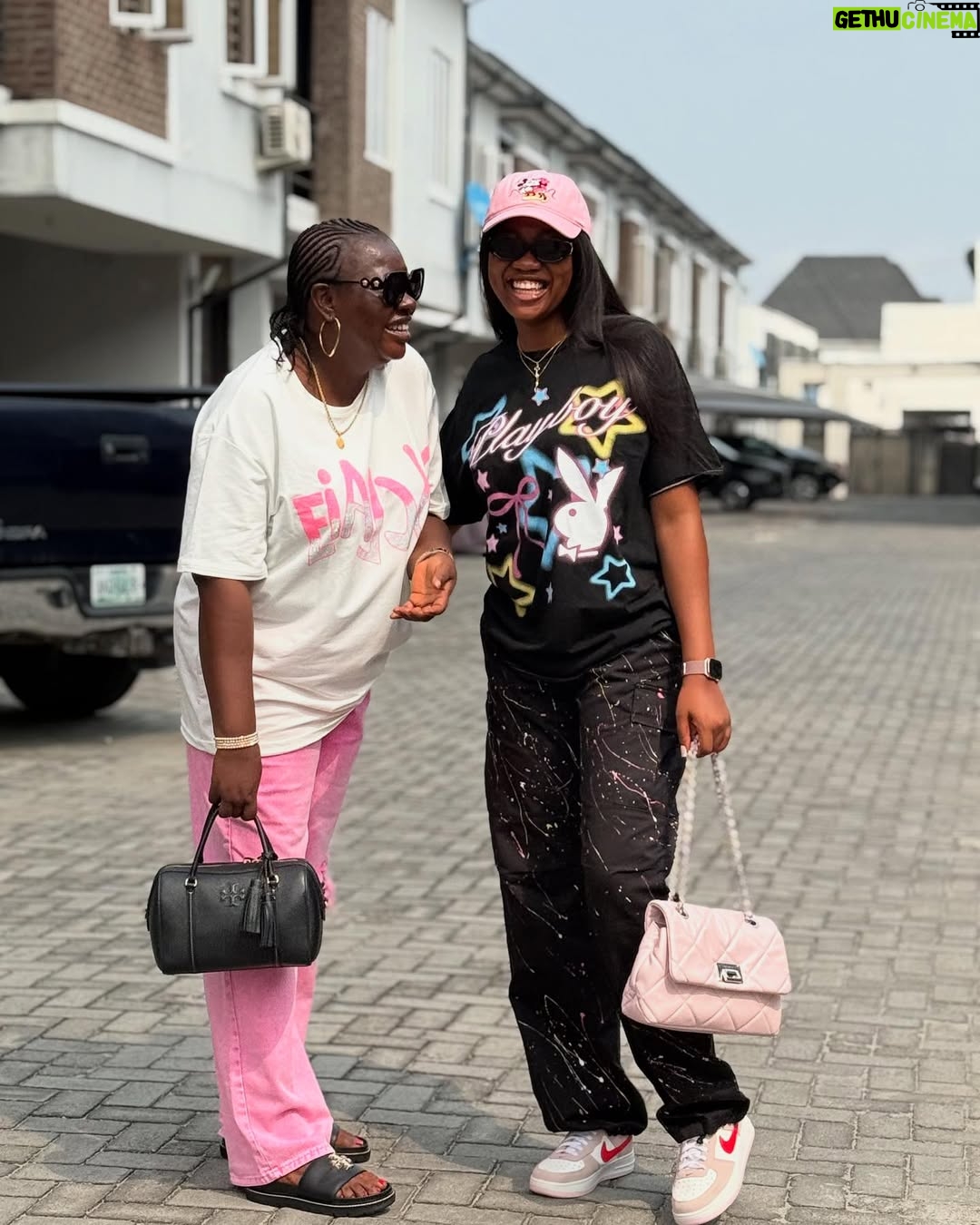 Uche Nancy - 22K Likes - GOD PLEASE KEEP ON PROTECTING MY FAMILY 🙏🙏❤️💕 @chinenyennebe