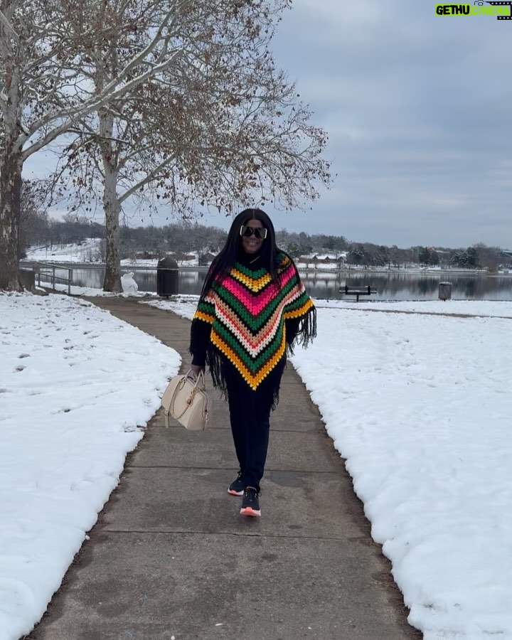 Uche Nancy - 25K Likes - HAPPINESS IS FREE 💕💕🙏✌️
Wool TOP @adaezeeluke @ada_abaya ❤️