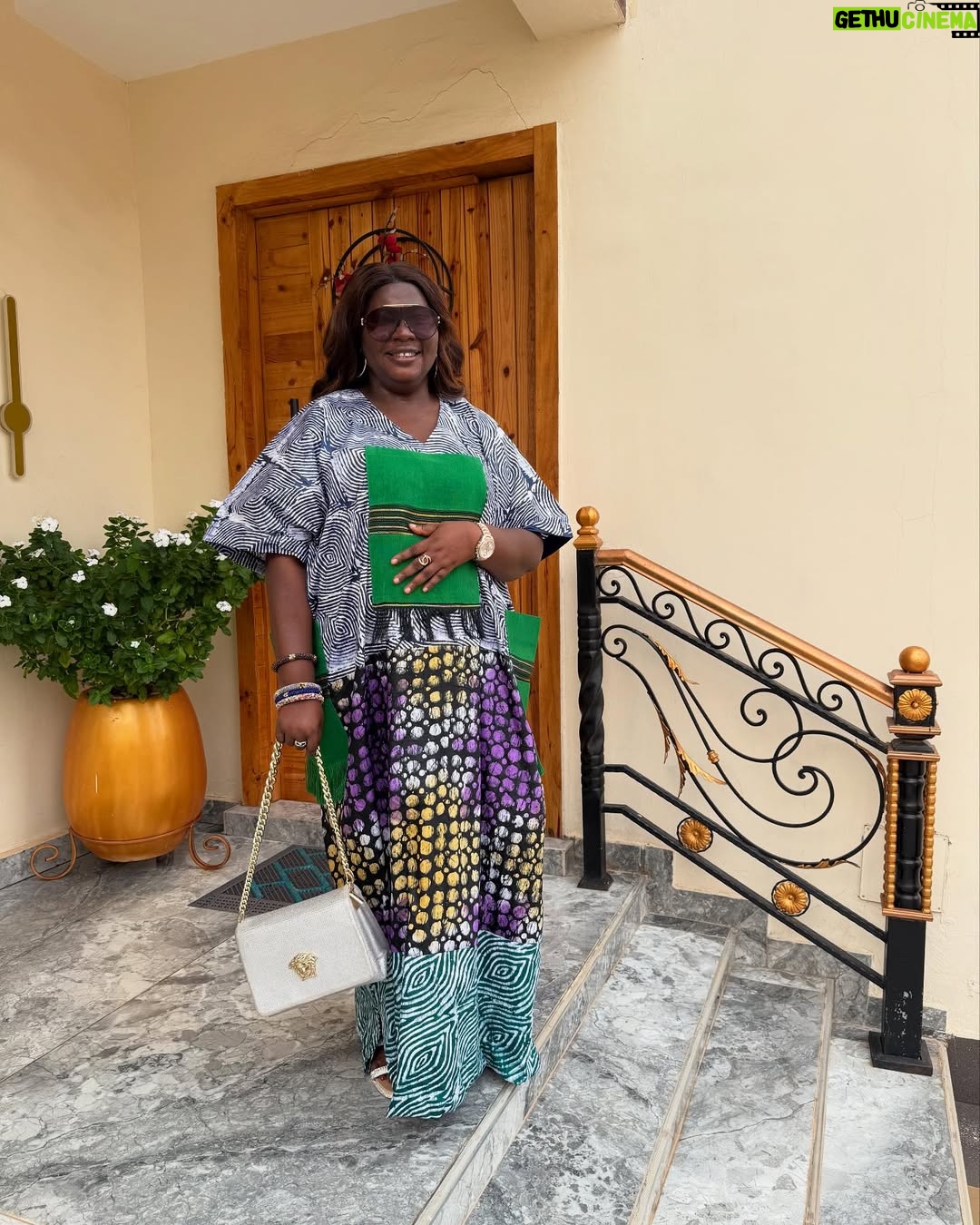 Uche Nancy - 49.1K Likes - Favor! It surrounds me like a shield, And it will cover me from now until the day I meet my king !!
With my baby @obi.oluebube_c