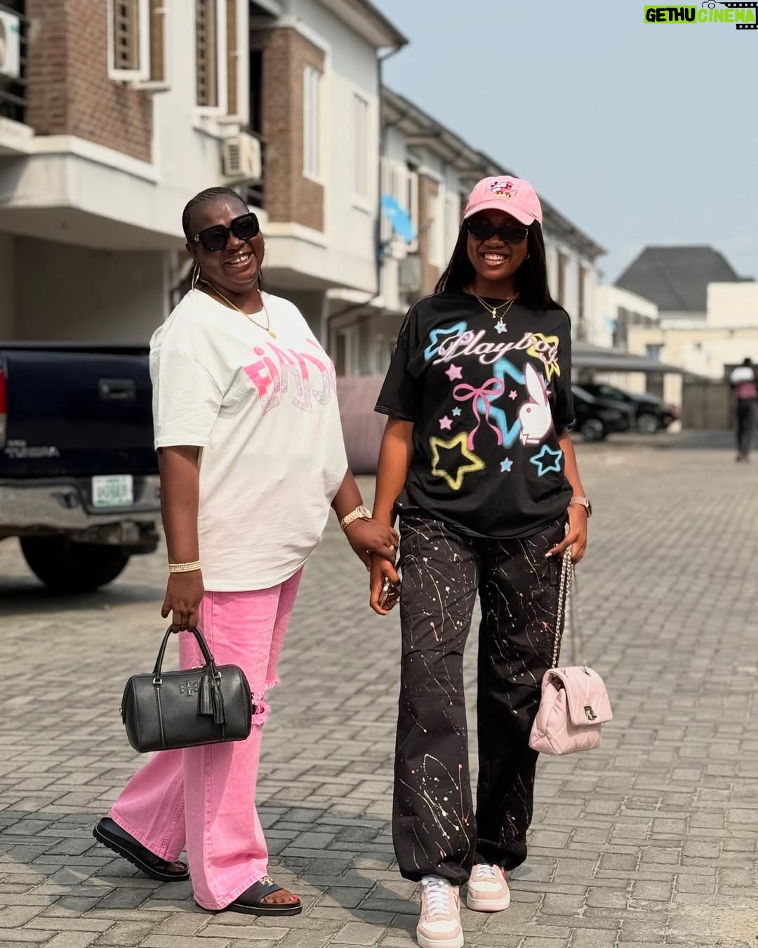 Uche Nancy - 22K Likes - GOD PLEASE KEEP ON PROTECTING MY FAMILY 🙏🙏❤️💕 @chinenyennebe