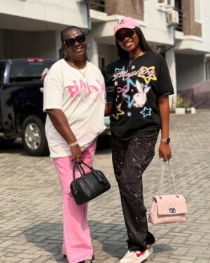 Uche Nancy Instagram - GOD PLEASE KEEP ON PROTECTING MY FAMILY 🙏🙏❤️💕 @chinenyennebe