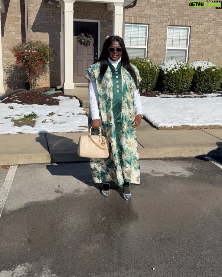 Uche Nancy - 17.6K Likes - HAPPY SECOND SUNDAY OF THE YEAR FROM ME TO YOU MY LOVELY FAMILY. TODAY SERVICE HERE IN TENNESSEE WITH MY BESTIE @ugobekee AT JESUS POWER TN IT WAS A GREAT SERVICE. MY BEAUTIFUL GOWN FROM @anitarogerz_