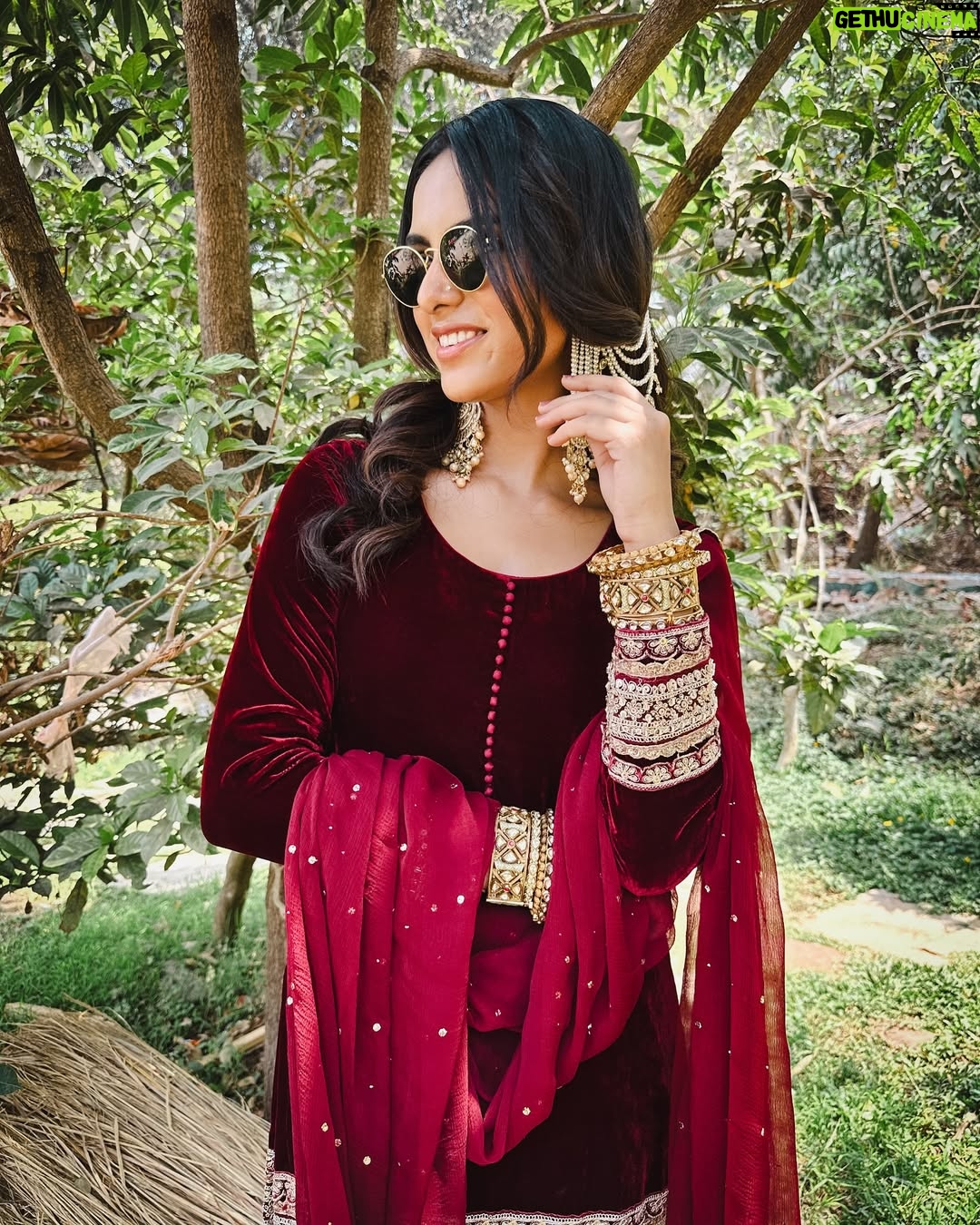 Vaidehi Nair - 5.4K Likes - Comment your favourite one !āØ
-
-
-
@kushagrathakurofficial @bharath.mp3
-
-
-
-
Hair by @siddhi.sawant.716
-
-
#vaidehiians #fyp #foryou #fetureme #trending #findingher