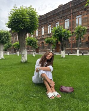 Valya Karnaval Instagram - 🩶