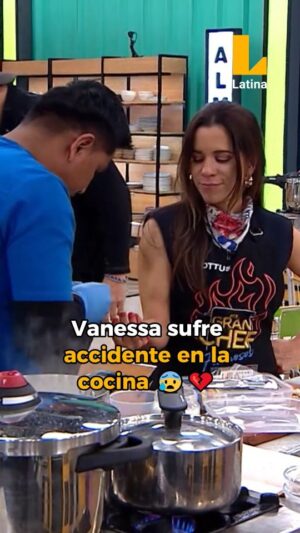 Vanessa Terkes Instagram - #ElGranChefFamosos 😱  VANESSA, ¡TEN CUIDADO, POR FAVOR! 😰💔

➡️Mira #ElGranChefFamosos : La Academia a través de la señal de Latina y Latina.pe 🍽️📺
#chefcitos #elgranchef #elgrancheffamosos