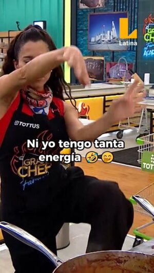 Vanessa Terkes Instagram - #ElGranChefFamosos 🤣 QUE VANESSA NOS REGALE UN POCO DE SU ENERGÍA 🤭
➡️Mira #ElGranChefFamosos : La Academia a través de la señal de Latina y Latina.pe 🍽️📺
#chefcitos #elgranchef #elgrancheffamosos