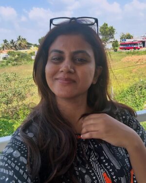 Vani YM Instagram - ನಮ್ಮಷ್ಟಕ್ ನಾವಾಗಿ ಇದ್ದಿದ್ರಲ್ ಹಾಯಾಗಿ, ಬದ್ಕೋದೆ ರತ್ನನ್ ಪರ್ಪಂಚ 🖖🏻
