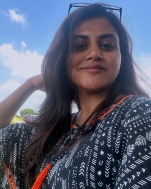 Vani YM Instagram - ನಮ್ಮಷ್ಟಕ್ ನಾವಾಗಿ ಇದ್ದಿದ್ರಲ್ ಹಾಯಾಗಿ, ಬದ್ಕೋದೆ ರತ್ನನ್ ಪರ್ಪಂಚ 🖖🏻