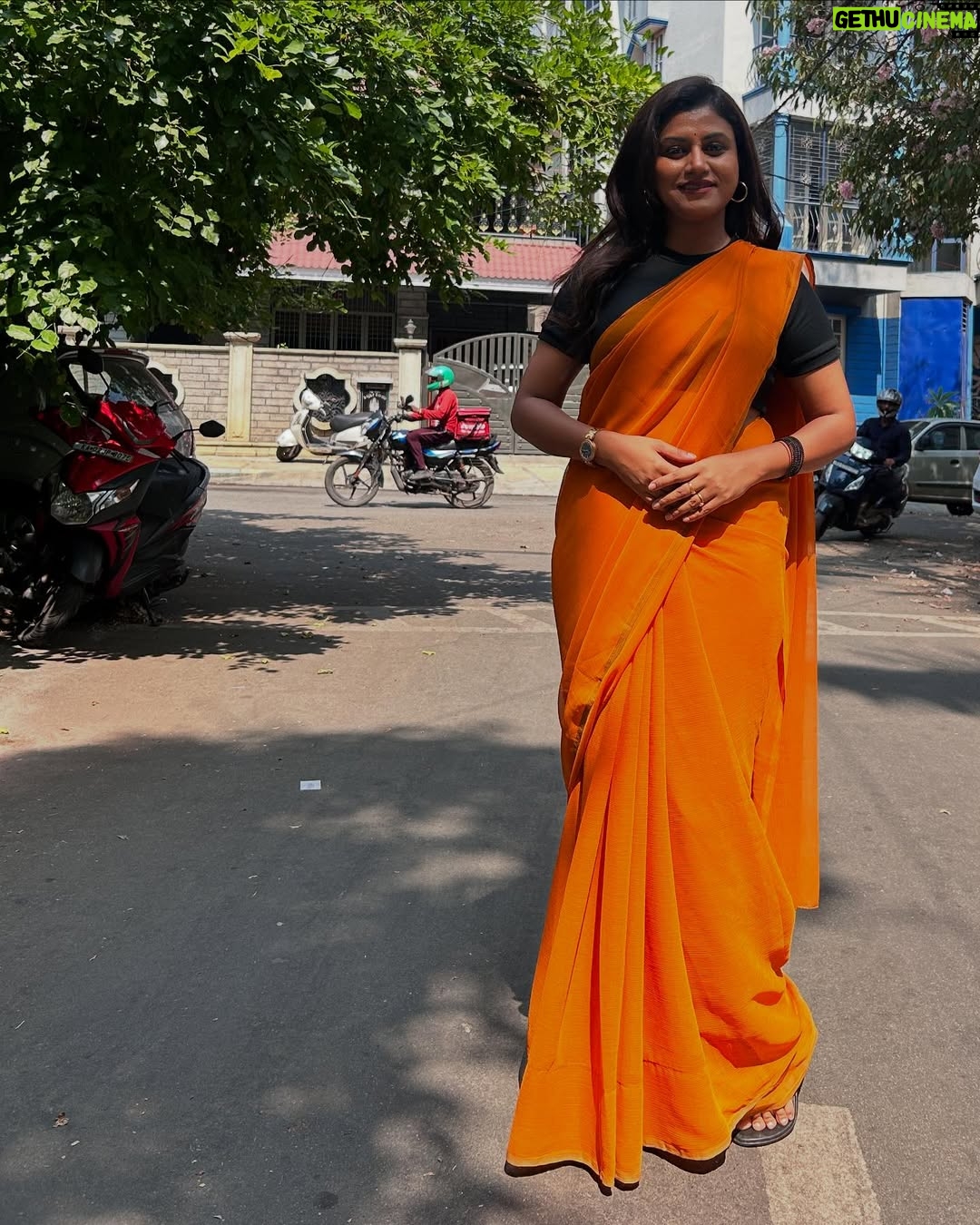 Vani YM - 3K Likes - Absolutely not Sona 😅
