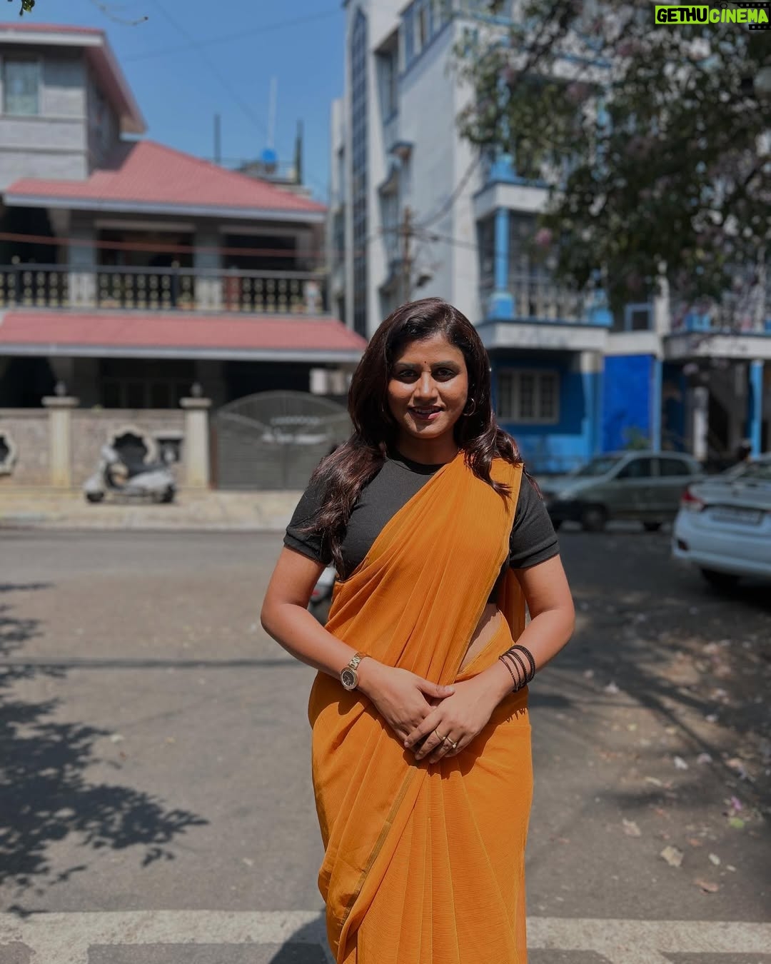 Vani YM - 5.2K Likes - A smile is the best accessory😃