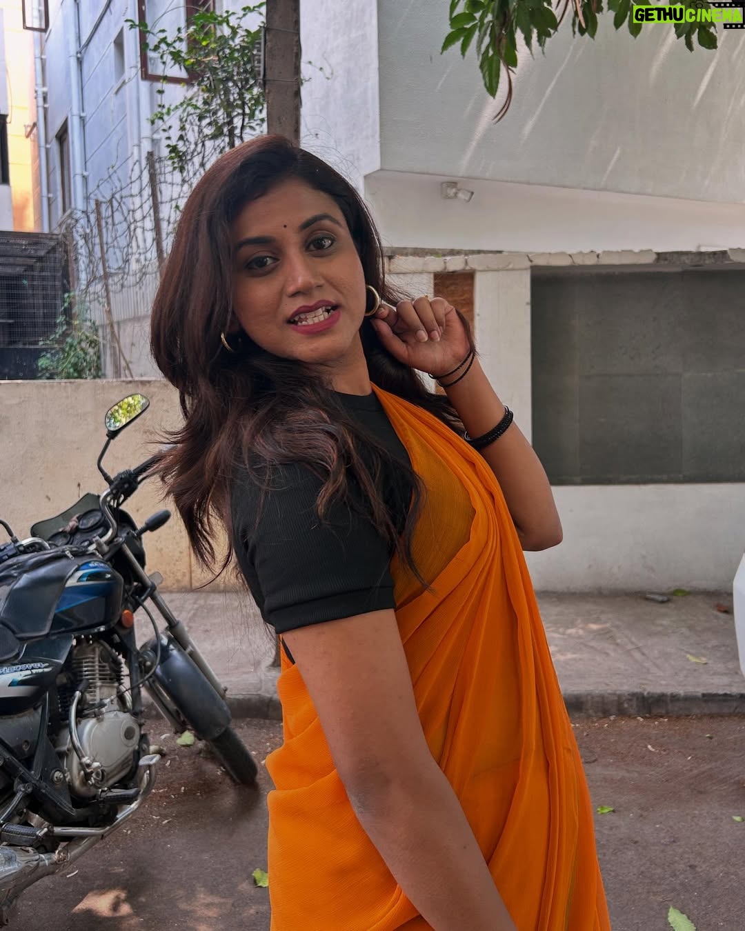Vani YM - 5.2K Likes - A smile is the best accessory😃