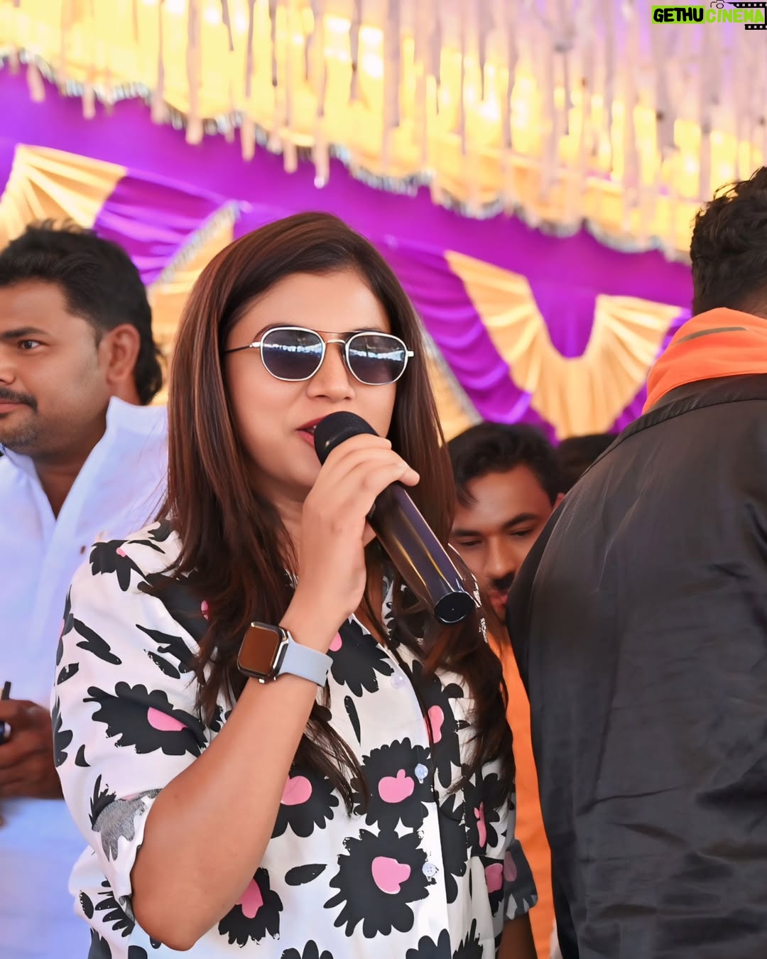 Vani YM - 1.3K Likes -