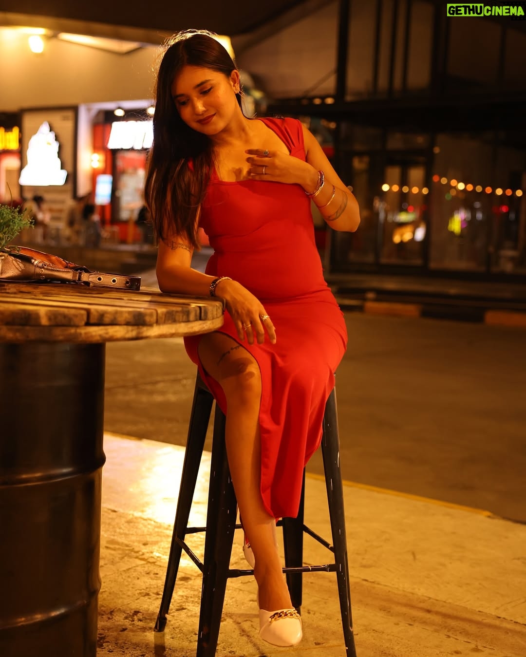 Varsha Kaveri - 115.5K Likes - This post? A whole experience 🧿🌹
#varshakaveri #instagram