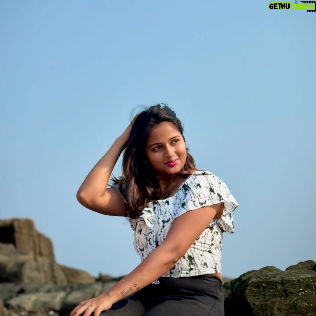 Varshini Srinivas - 3.7K Likes - 🌊🤍