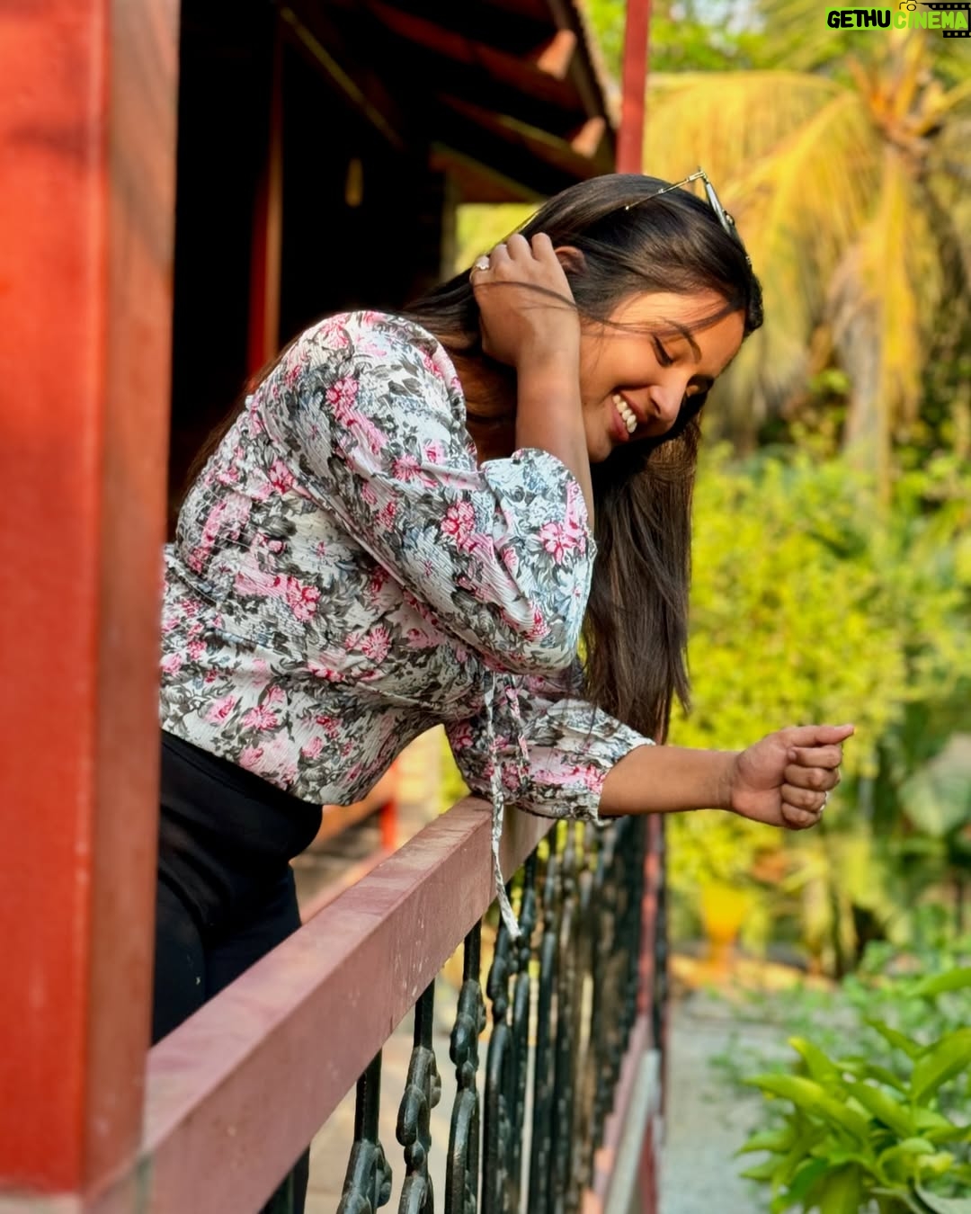 Varshini Srinivas - 1.9K Likes - 🌸🫶🏻🩷
