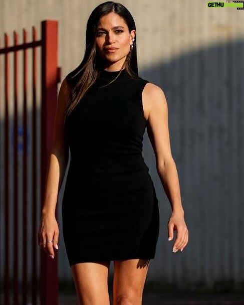 Veronica Gentili - 18.1K Likes - Se questa vita è stupida, è più stupida senza te.