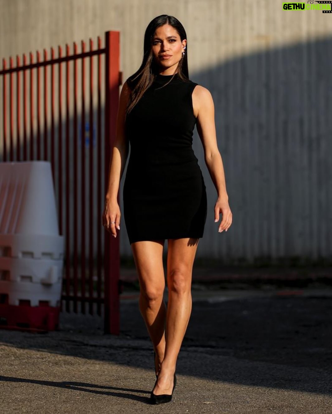 Veronica Gentili - 18.1K Likes - Se questa vita è stupida, è più stupida senza te.