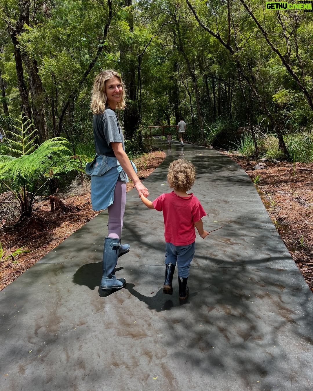 Viva Bianca - 1.5K Likes - Last year I became a single mum. Not a title I ever imagined for myself—but here we are. And honestly? I wouldn’t trade it for the world.
(Okay fine, maybe for a week in a Tuscan villa with a private chef and uninterrupted sleep.)
Motherhood has undone me in ways I never saw coming. It’s also made me—louder, softer, sharper, braver. More organized.
The. Hardest. Gig. Going.
Here are a few snaps from the last five years—not a highlight reel, just quiet moments where the love was loud.
Truthfully there’s no real rule book for this gig. Gentle parenting. Holding boundaries. Following through on consequences. When you’re in the throws of morning routine, packing lunchboxes, wiping bums and offering bribes just to get them to eat their breakfast and brush their teeth, all’s thrown out the window and survival mode kicks in. It’s messy, it’s hard, it’s funny/not funny.
Today, I’m thinking of every kind of mother and daughter: the ones with sticky fingers and tired eyes, the ones grieving what could’ve been, the ones still waiting, hoping, healing. Hello 👋🏼 from in the weeds…
And a special shout out to my wonderful mum who has stood by me like glue through what has been the roughest 1.5 years of my life. Solid gold, mama. I love you forever.
Happy Mother’s Day, however it finds you.
💕
#mothersday #happymothersday❤️ #hmd #momlife #mothersday2025