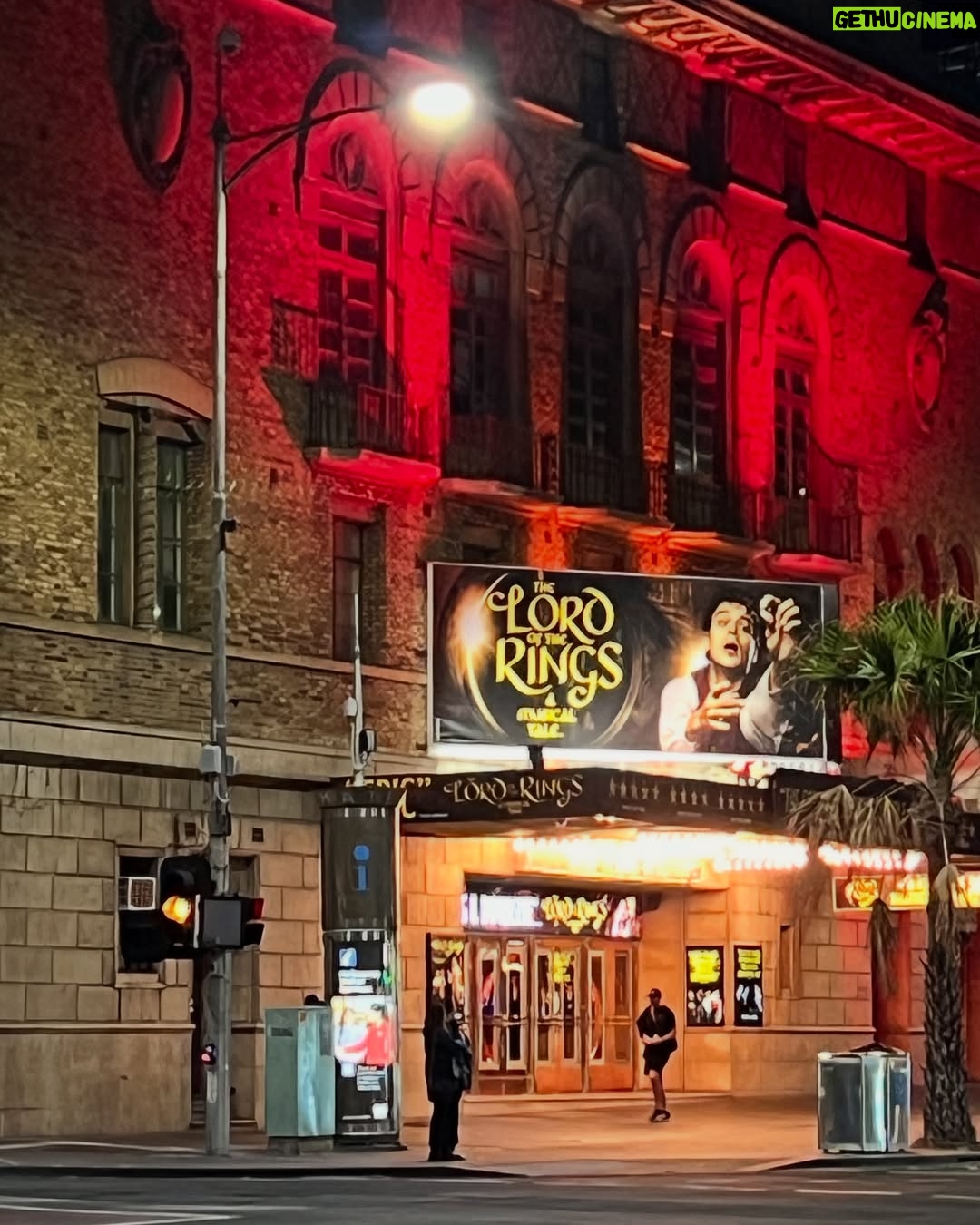 Viva Bianca - 1.3K Likes - Thanks for having me at your opening night @lotronstage Whadda riot!!
And a big congrats to @neighbours costar @rarmian Seriously watch this space 🌟
📸 @parenthesy
#lordoftherings #lotr #redcarpet