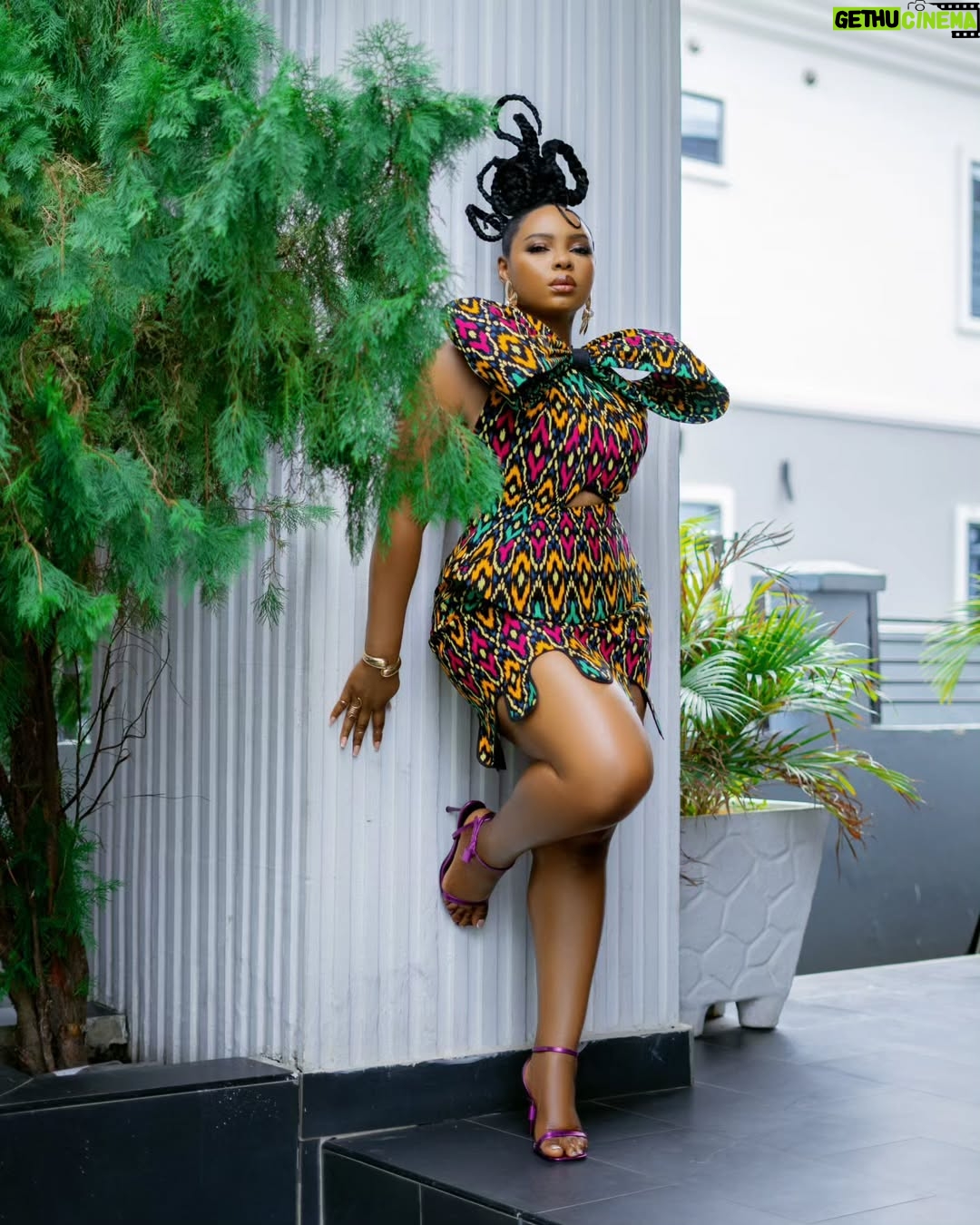 Yemi Alade - 44.2K Likes - Your Role Model's SUPER WOMAN 🌟🌟
👏 World Premiere !!! #timeofthemonth The Song and movie premiere is OUT NOW.
Starring aishalawal1, @liquorose @Mariambooth, @daddyhikima, @mikeezu, @chief_femibranch
Let's join PSI Nigeria to challenge traditional norms and reshape how our societies engage with Menstrual Health and menstruating women. 💪
Join the #TimeOfTheMonthNow conversations @psicreativesnigeria
!
#MHHnow #MenstrualHealthNow #TimeOfTheMonthNow #PSIImpact
📷 @smilesfotografi 🔥