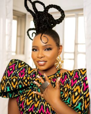 Yemi Alade Instagram - Your Role Model's SUPER WOMAN 🌟🌟

👏  World  Premiere !!! #timeofthemonth  The Song and movie premiere  is OUT NOW.
Starring aishalawal1, @liquorose @Mariambooth, @daddyhikima, @mikeezu, @chief_femibranch

 Let's join PSI Nigeria to challenge traditional norms and reshape  how our societies engage with Menstrual Health and menstruating women. 💪 

Join the #TimeOfTheMonthNow  conversations @psicreativesnigeria 
! 
#MHHnow #MenstrualHealthNow #TimeOfTheMonthNow #PSIImpact

📷 @smilesfotografi 🔥