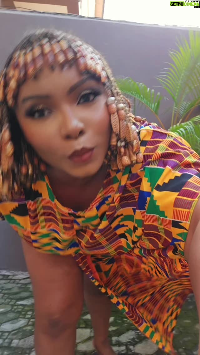 Yemi Alade - 41.7K Likes - One more time for the Grammy nominated song #Tomorrow ✨️🔥🔥