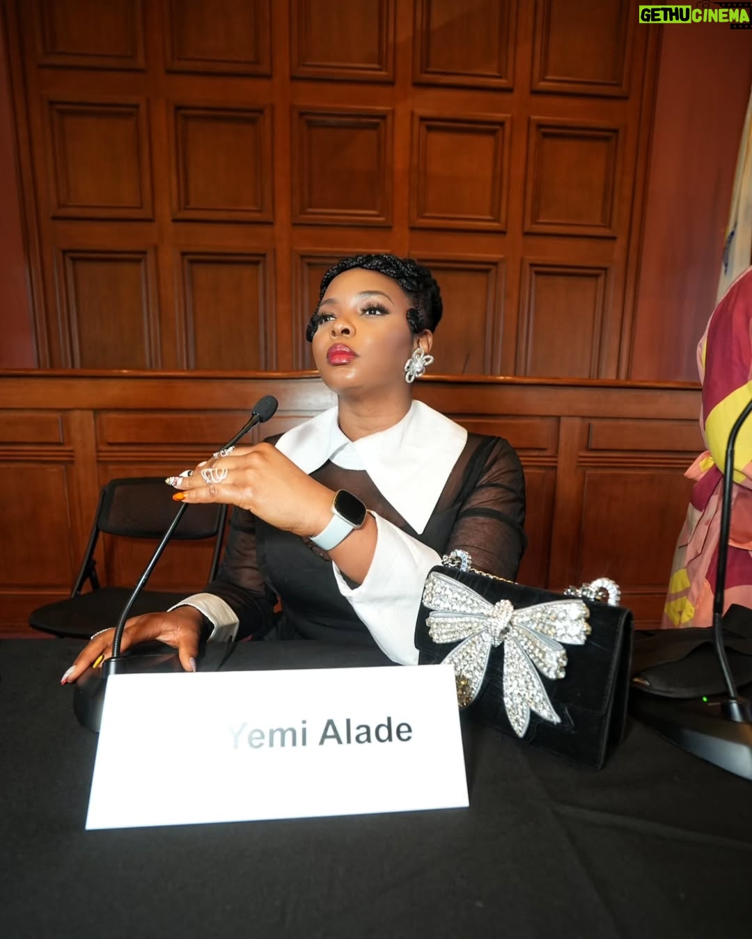Yemi Alade - 48.9K Likes - 007 👏
What an expose!A brilliant exchange of ideas!
Thank you for inviting me to be a panelist on Africa Unite 2024 ,held at Harvard in the oldest Court room ;Austin Hall ,where we discussed and shared solutions to African problems amongst my very notable co-panelists .
#africaunite