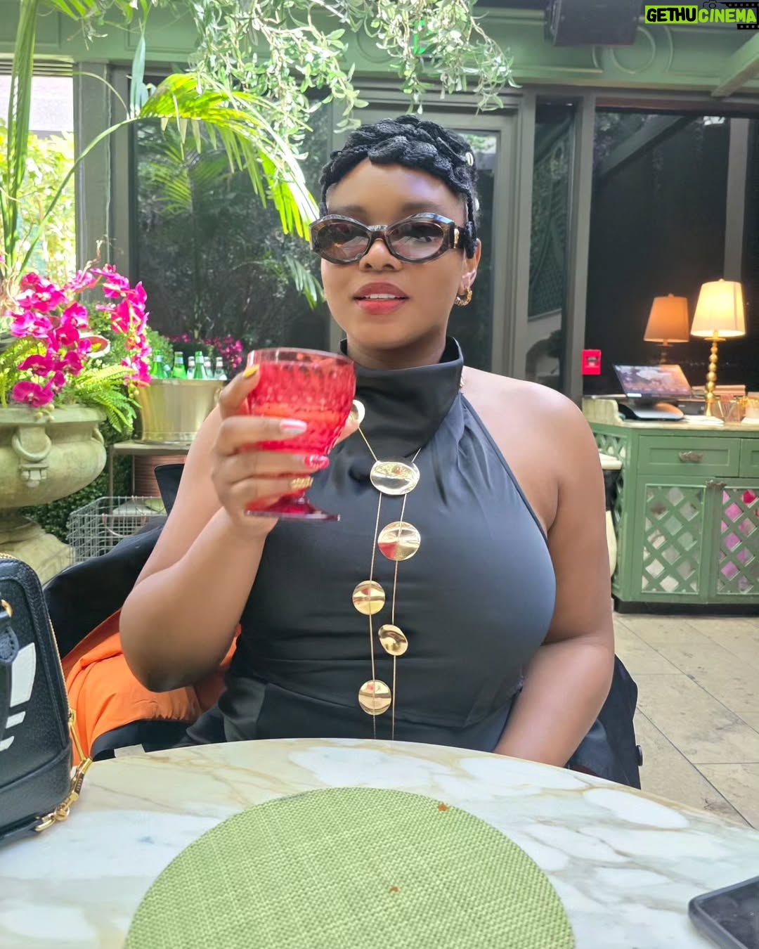 Yemi Alade - 75.3K Likes - I Miss My Baby ❤️ ❤️