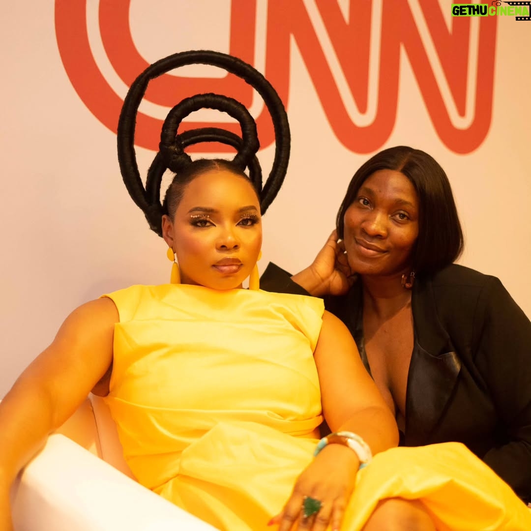 Yemi Alade - 71.5K Likes - Thank you, @CNN , for celebrating my voice and career as you mark 15 years of African Voices on this pioneer initiative where the spotlight is shared with the artists and creatives alike @cnnipr .
To my distinguished guests of the Night, thank you for honoring my invitation! You know I give the best hugs 🥰🤣
A night was had ✨️✨️
To the brilliant Host @larrymadowo ...YOU ROCK MARAFIKI!