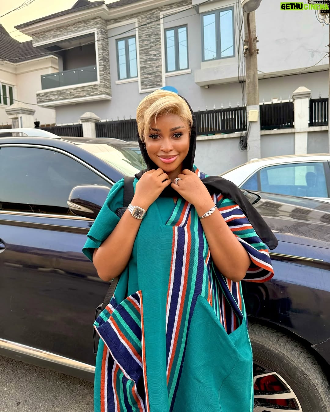 Yetunde Barnabas - 20K Likes - EID MUBARAK to my Muslim brothers and sisters 😍😍😍
GET READY FOR THE RETURN OF ORISA AIYE 🔥🔥🔥🔥