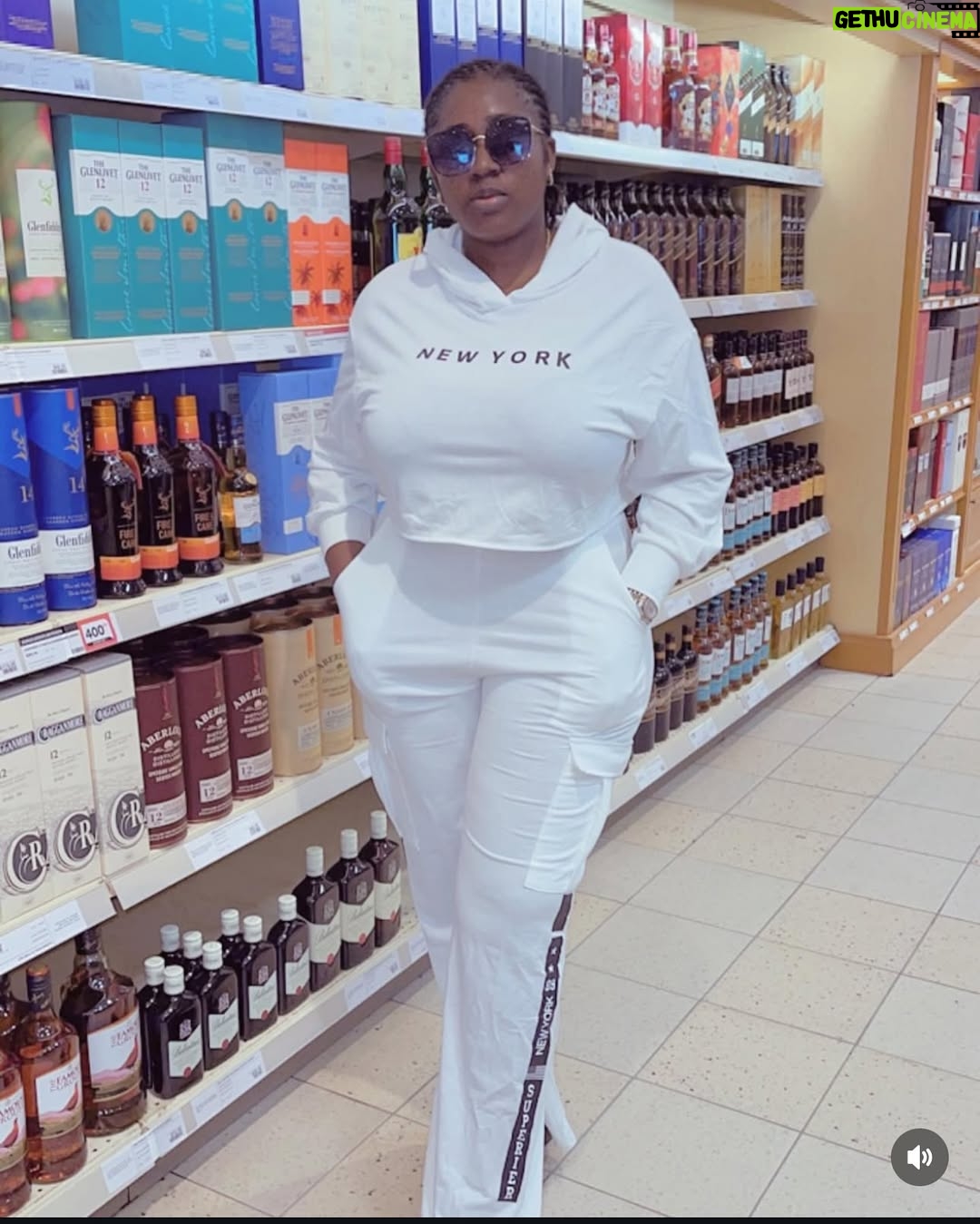Yetunde Barnabas - 11.2K Likes - Happy birthday to the Absolute Love of my Life @officialadekemitaofeek ❤️❤️❤️
This one will just carry beauty of 100 people for herself alone😩my partner in Success 😍Chaiii the way I miss you ehnnn, can’t wait to unite with you and my bebe 😁 I wish you all the beautiful things of Life.
May GOD answer all your secret prayers and grant you all your heart Desires babe🙏🏻 Love U so much ❤️