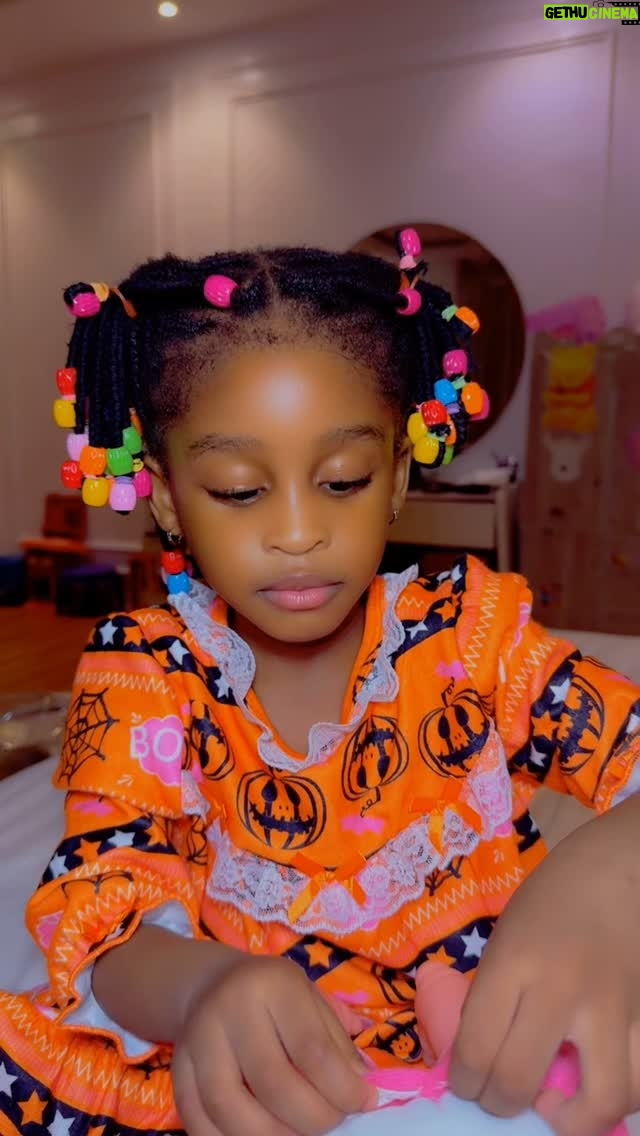 Yetunde Barnabas - 43.9K Likes - Gemma will not kee me with laugh on top do advert 😂😂😂😂😂😂😂😂😂😂😂😂😂
:
The RETURN OF ORISA AIYE NOW SHOWING ON MY YOUTUBE CHANNEL GO AND SUPPORT YOUR GIRL ❤️