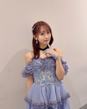 Yu Serizawa Instagram - ・

少し前だけどアニレヴのお写真〜
プリンセスセリコだよ〜💎

髪の毛切って気分もご機嫌です！！
佐伯さんいつもありがとうございます！！

#アニレヴ　
#あの日のライブめちゃくちゃ楽しかったよね
#またすぐにでもライブしたいなあ