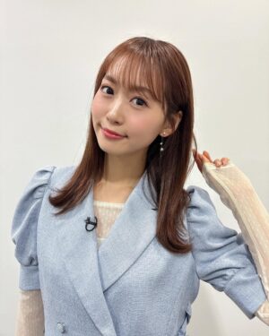 Yu Serizawa Instagram - ・

声優と夜あそび2025

始まりましたー！！
芹澤は長縄まりあちゃんと日曜日を担当します！

でも収録なので日曜のイベントなんかにも出れます！
ご安心くださいっ

まりあと楽しい週末を皆様にお届けできればと思います🩵
よろしくお願いします！

stylist @shingo_tsuno 

セットアップ　@redyazel 

#芹澤長縄と夜あそび