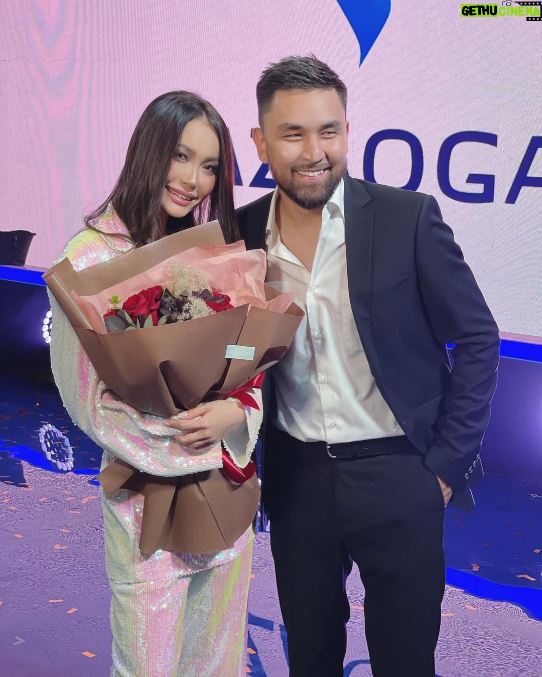 Zhanar Dugalova - 26K Likes - ŠŠ°ŅŃŠ½Š“а жаңа Š“ŃŃŃŃŠ¼Ńзге ŃŃŃŃŃŃŠ»Š³ŠµŠ½ Š±ŠµŠ¹Š½ŠµŠ±Š°ŃŠ½ŃŠ¼ŃŠ·Š“Ń ŃŠ°Š¼Š°ŃалайŃŃŠ½ болаŃŃŠ·Š“аŃ! ŠÓ©Ņ£ŃлГеŃŃŅ£ŃŠ·Š“ен ŃŃŅŠ°Š“Ń Š“ŠµŠ³ŠµŠ½ үмŃŃŃŠµŠ¼ŃŠ·!!! šš»š„°š„° @nursultanbazarbay ššš°šæš¶š§š¹šµš¤š¤