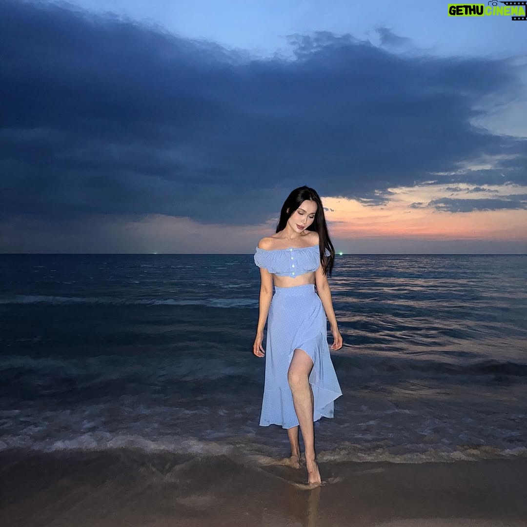 Zhanar Dugalova - 66.7K Likes - A sunset to remember šš