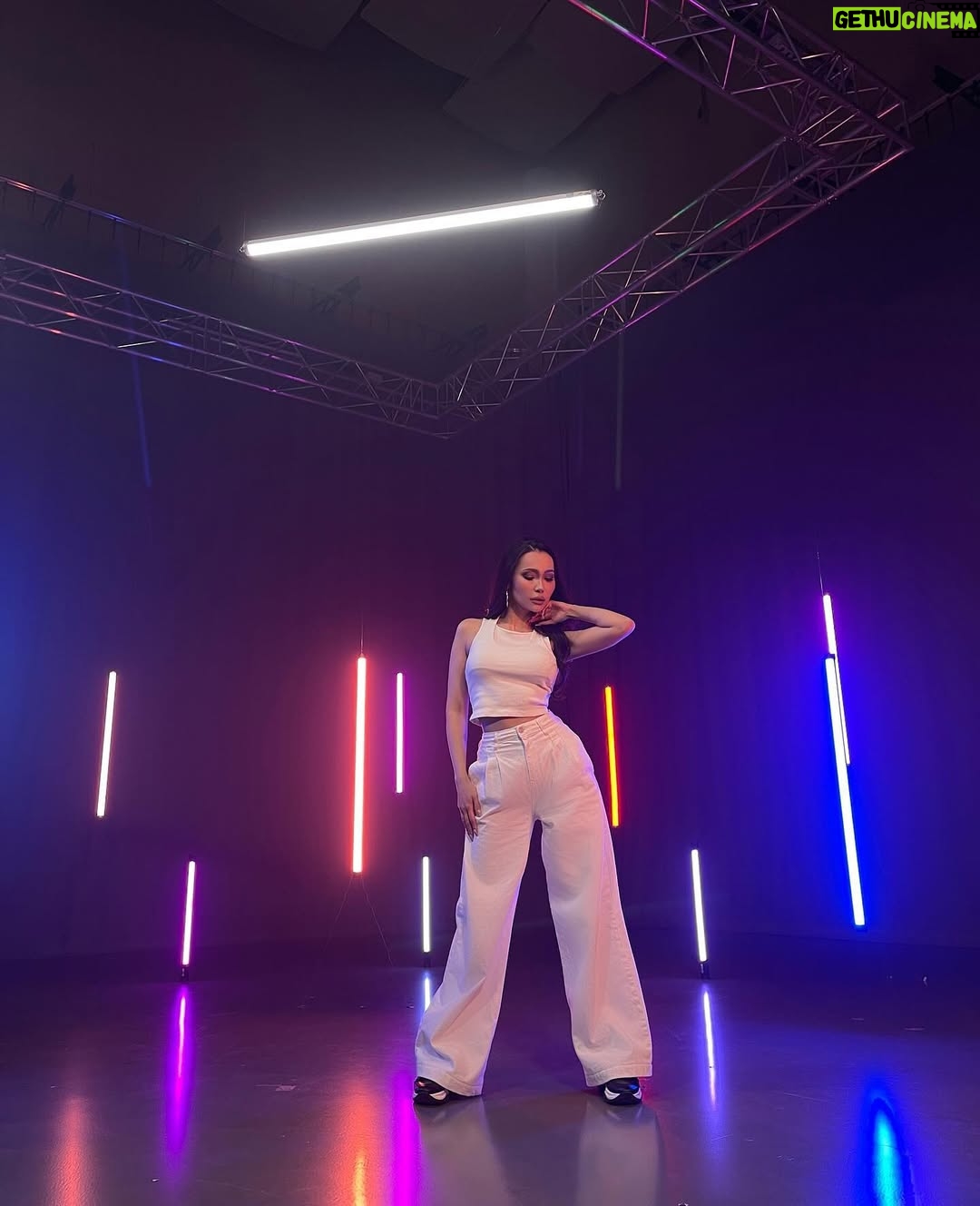 Zhanar Dugalova - 21.7K Likes - š½ļøš¬š„