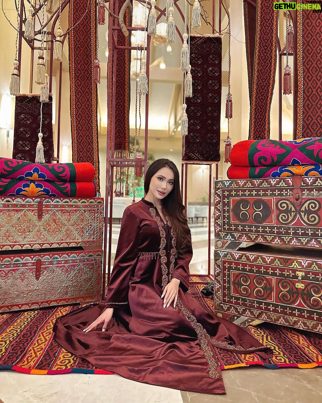 Zhanar Dugalova - 39.8K Likes - ҰŃŃŠ°Šæ жаŃŅŠ°Š½ Š¾ŃŠ°Š·Š°Š»Š°ŃŃŅ£ŃŠ· ŅŠ°Š±ŃŠ» болŃŃŠ½, ŅŃŠ¼Š±Š°ŃŃŃ Š¾ŅŃŃŠ¼Š°Š½Š“аŃ!!! Happy Ramadan to everyone!!!š¤²š¼ā¤ļøšŗšššššššŅ®ŃŃŃŠ¼Š“ŠµŠ³Ń ÓŃŠµŠ¼ ŃŠ°ŠæŠ°Š½ @shyntai_brand ŃŃŠ¹Š»ŃŅŃ!š„°šā¤ļø