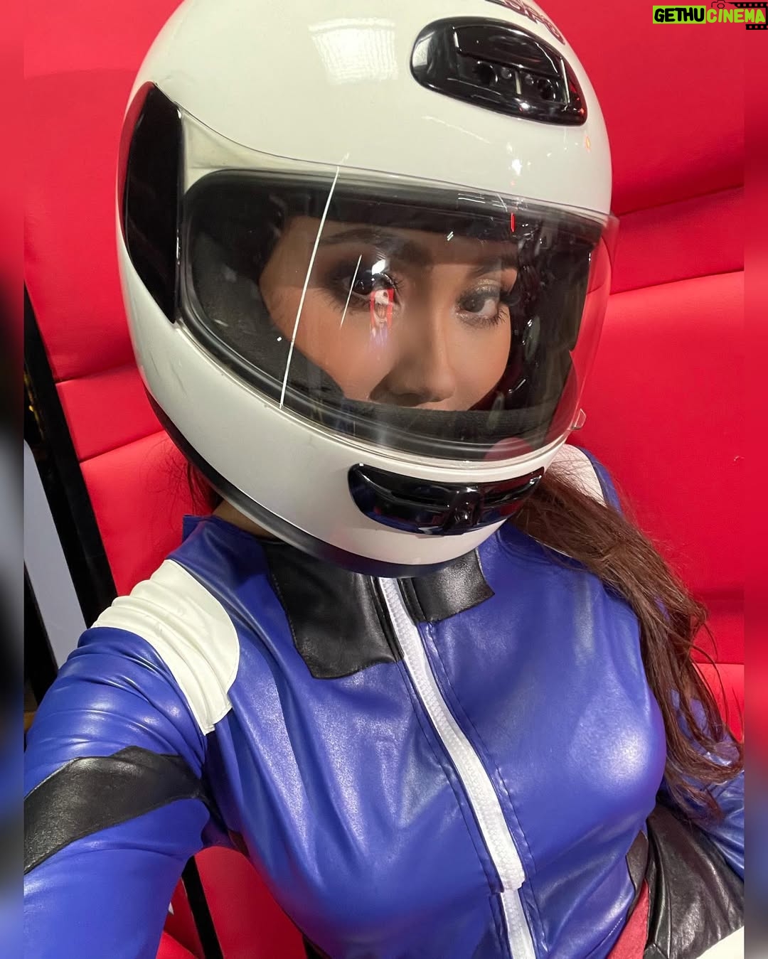Zhanar Dugalova - 19.1K Likes - @zhardemov šš @ayadott šš„° @ddd.dyusenova ššø @kemi_otegen šøš