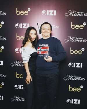 Zhanar Dugalova Instagram - #жаңажанель 💞💞📽️🎞️📺